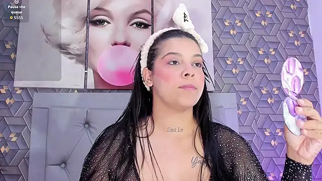 Emily rivera78 online show from 11-20-25, 03:18