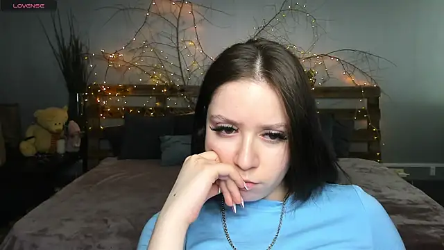 Alikka Shykitty online show from 03-13-25, 10:26