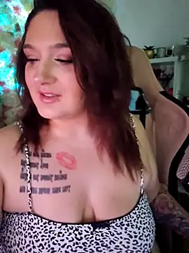 Jinyxx3 online show from 10-12-25, 07:18