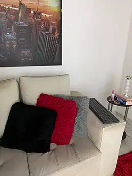 JullieBoo online show from 01-30-25, 11:24
