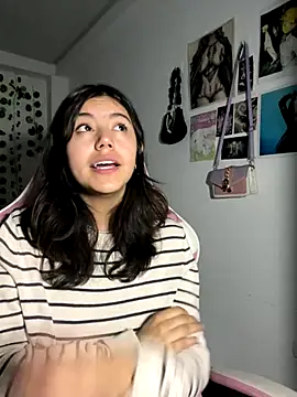 Snapshot of LiLy_kIndly chatting on 11-20-25, 11:04 LiLy kIndly online show from 11-20-25, 11:04