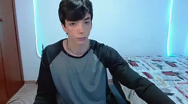 H3ll B0I online show from 03-06-25, 05:14