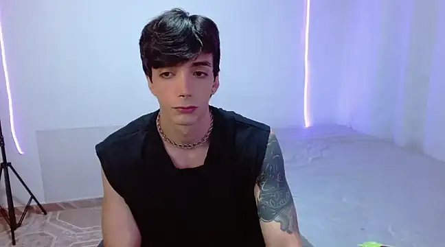 H3ll B0I online show from 03-15-25, 08:10