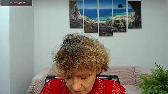 Snapshot of SexyGrandma_ chatting on 02-07-25, 04:48 SexyGrandma online show from 02-07-25, 04:48