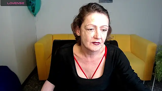 Snapshot of SexyGrandma_ chatting on 03-05-25, 03:29 SexyGrandma online show from 03-05-25, 03:29