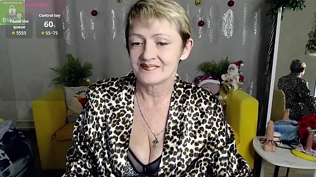 SexyGrandma  online show from 12-18-25, 03:51