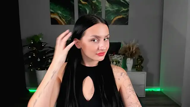 EmiliaBeynard online show from 02-02-25, 01:52