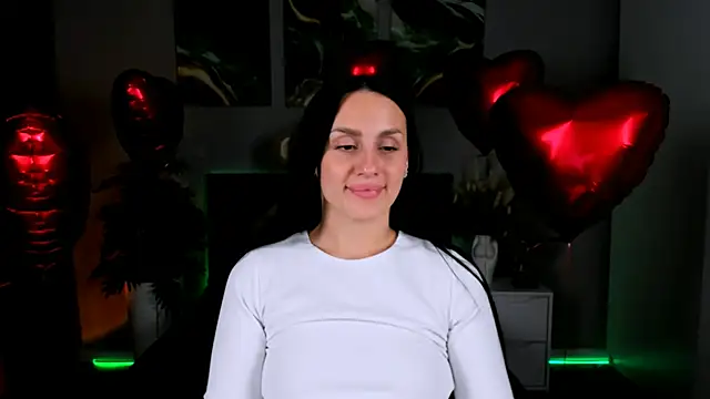 EmiliaBeynard online show from 02-13-25, 04:28