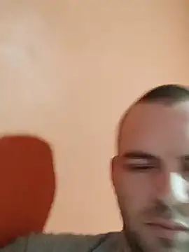 Milankure111 online show from 01-28-25, 10:56