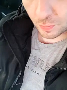 Milankure111 online show from 02-10-25, 04:14