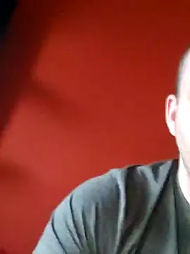 Milankure111 online show from 02-19-25, 06:00