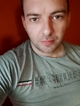 Milankure111 online show from 03-05-25, 05:40