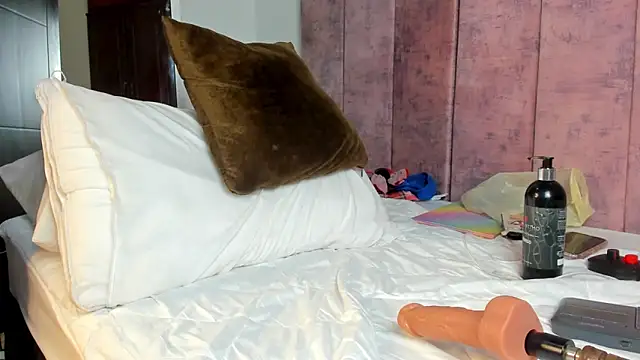 Annita001 online show from 01-06-26, 06:33