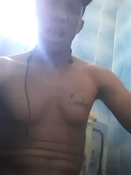 Snapshot of diablok1705 chatting on 10-10-25, 02:05 diablok1705 online show from 10-10-25, 02:05