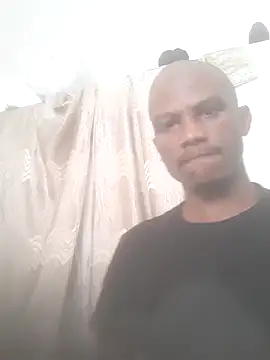 Snapshot of diablok1705 chatting on 10-27-25, 01:48 diablok1705 online show from 10-27-25, 01:48