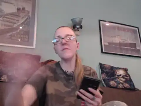 Astrid-Gilbert online show from 02-06-25, 02:15