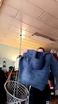 Astrid-Gilbert online show from 02-20-25, 10:59