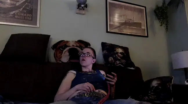 Astrid-Gilbert online show from 03-01-25, 06:11