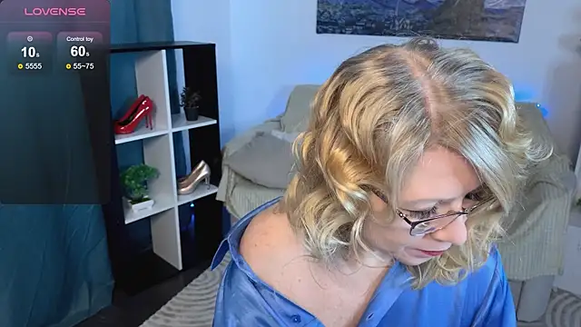 Snapshot of Milena_Whity chatting on 02-26-25, 09:53 Milena Whity online show from 02-26-25, 09:53