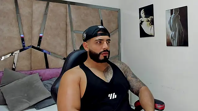 LeandroRusso online show from 03-07-25, 07:49