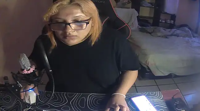 Snapshot of belenvaleria chatting on 02-02-25, 09:56 belenvaleria online show from 02-02-25, 09:56