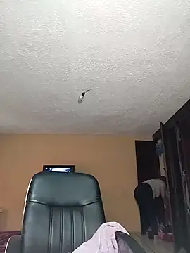 Snapshot of belenvaleria chatting on 03-08-25, 12:33 belenvaleria online show from 03-08-25, 12:33