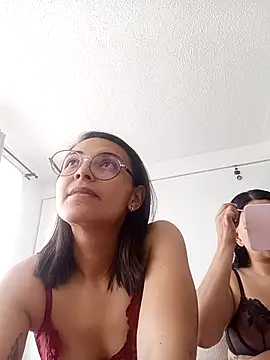 Snapshot of bri_ali chatting on 03-18-25, 01:53 bri ali online show from 03-18-25, 01:53