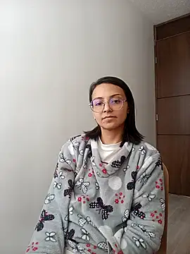 Snapshot of bri_ali chatting on 03-22-25, 05:31 bri ali online show from 03-22-25, 05:31