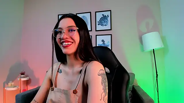 nina  dixon online show from 10-01-25, 08:26