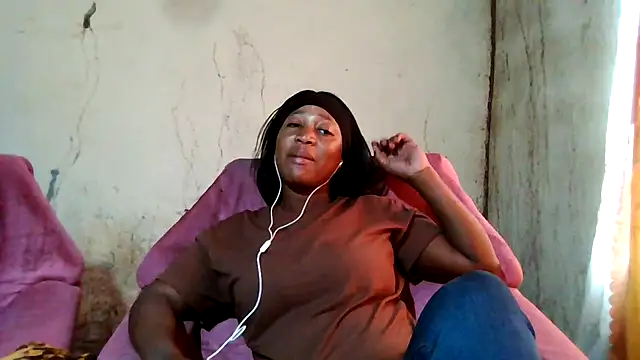 Hotchic22 online show from 10-03-25, 10:12