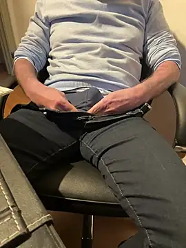 vincent1522 online show from 01-29-25, 06:39