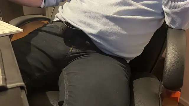 vincent1522 online show from 02-03-25, 07:21