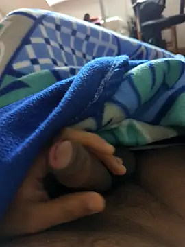 Snapshot of Heavy_Daddyy chatting on 02-14-25, 08:42 Heavy Daddyy online show from 02-14-25, 08:42