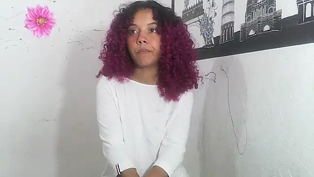 Lola-Pretty online show from 03-13-25, 11:51