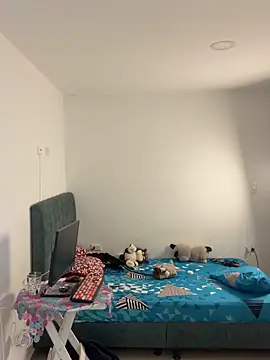 Snapshot of Tatiana250 chatting on 11-07-25, 05:24 Tatiana250 online show from 11-07-25, 05:24