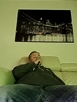 Snapshot of Pourleplasirs chatting on 11-06-25, 09:26 Pourleplasirs online show from 11-06-25, 09:26