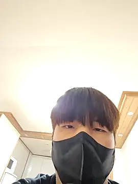 Snapshot of Tyyyggjju chatting on 10-24-25, 08:44 Tyyyggjju online show from 10-24-25, 08:44