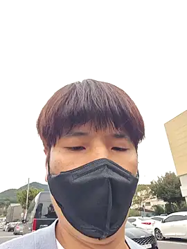 Snapshot of Tyyyggjju chatting on 10-30-25, 07:32 Tyyyggjju online show from 10-30-25, 07:32