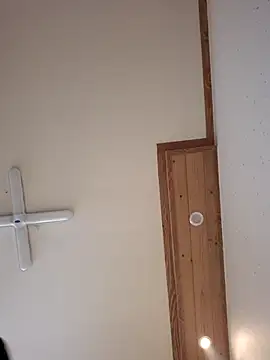 Snapshot of Tyyyggjju chatting on 11-27-25, 08:16 Tyyyggjju online show from 11-27-25, 08:16