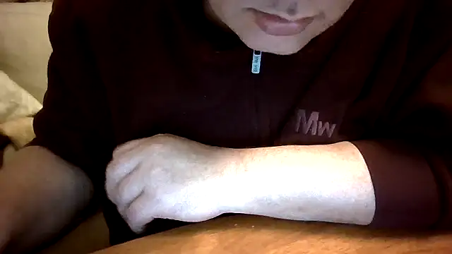 Snapshot of GrandpasDadBulg chatting on 02-27-26, 01:27 GrandpasDadBulg online show from 02-27-26, 01:27