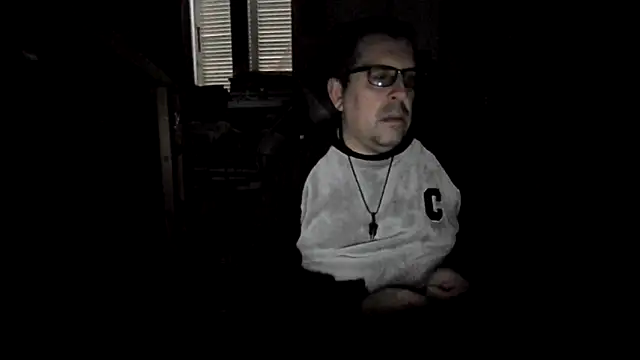 Usame como quieras online show from 12-23-25, 09:07