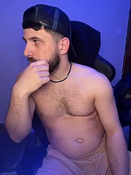 Snapshot of lucas_kazimm chatting on 03-21-25, 10:06 lucas kazimm online show from 03-21-25, 10:06