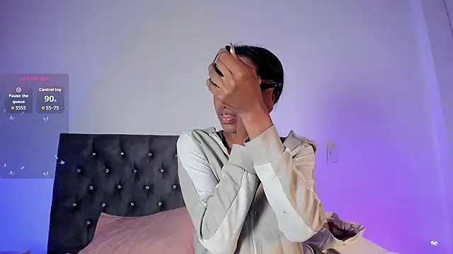 Zaira Rose  online show from 10-20-25, 02:50