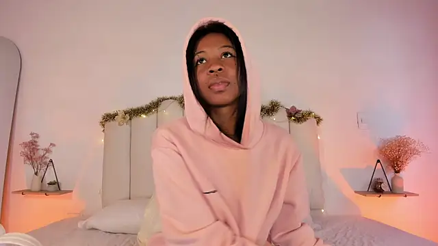 Zaira Rose  online show from 12-21-25, 02:46