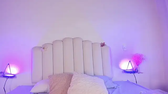 Snapshot of Zaira_Rose_ chatting on 01-17-26, 01:16 Zaira Rose online show from 01-17-26, 01:16