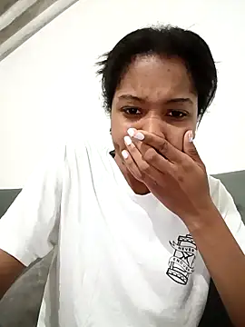 Snapshot of Zaira_Rose_ chatting on 02-06-26, 12:59 Zaira Rose online show from 02-06-26, 12:59