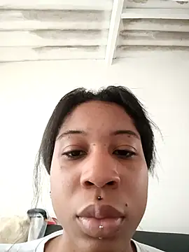 Snapshot of Zaira_Rose_ chatting on 02-27-26, 06:19 Zaira Rose online show from 02-27-26, 06:19