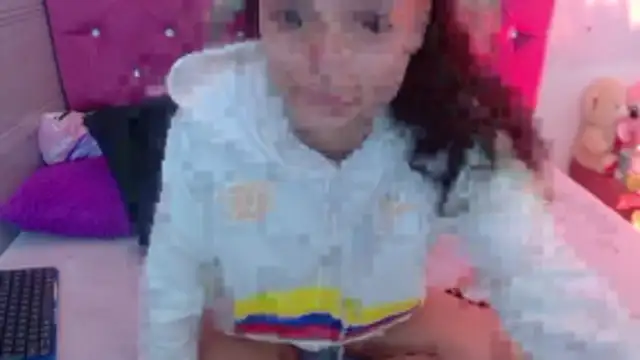 Ariasmithog online show from 04-07-26, 05:19