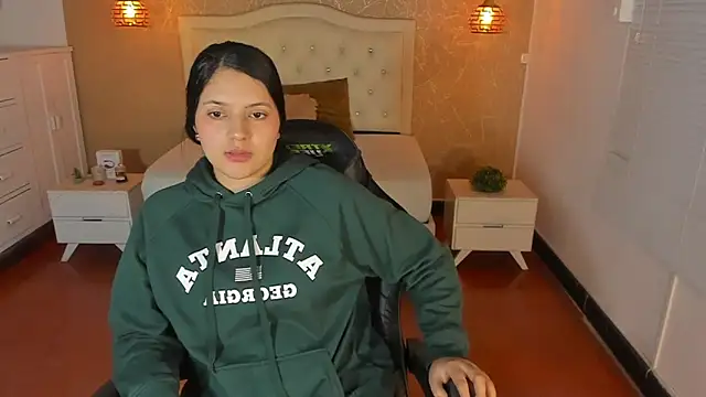 Hadley  online show from 11-07-25, 03:50