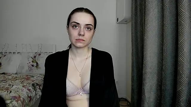 Hustle Babyy online show from 11-20-25, 03:23